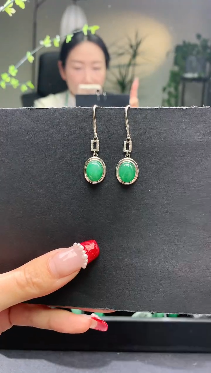 【闪购商品】石英质玉耳坠合金耳坠