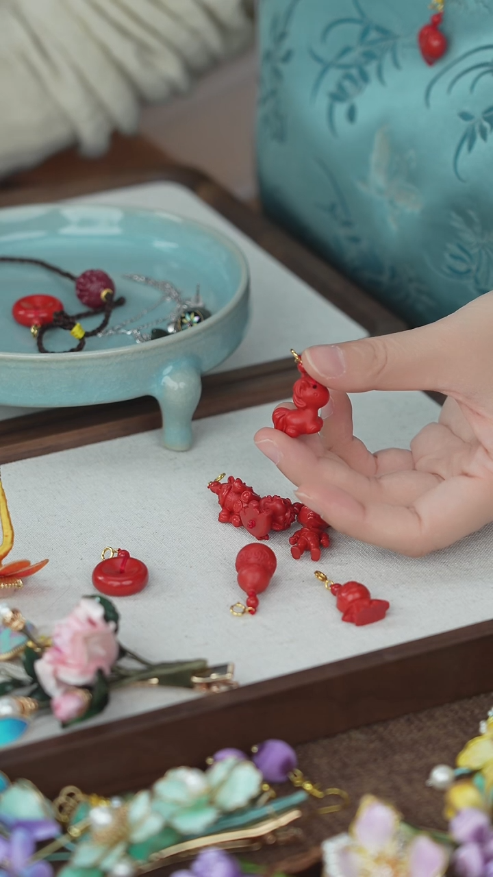 刺绣闪购纯手工非遗国风饰品