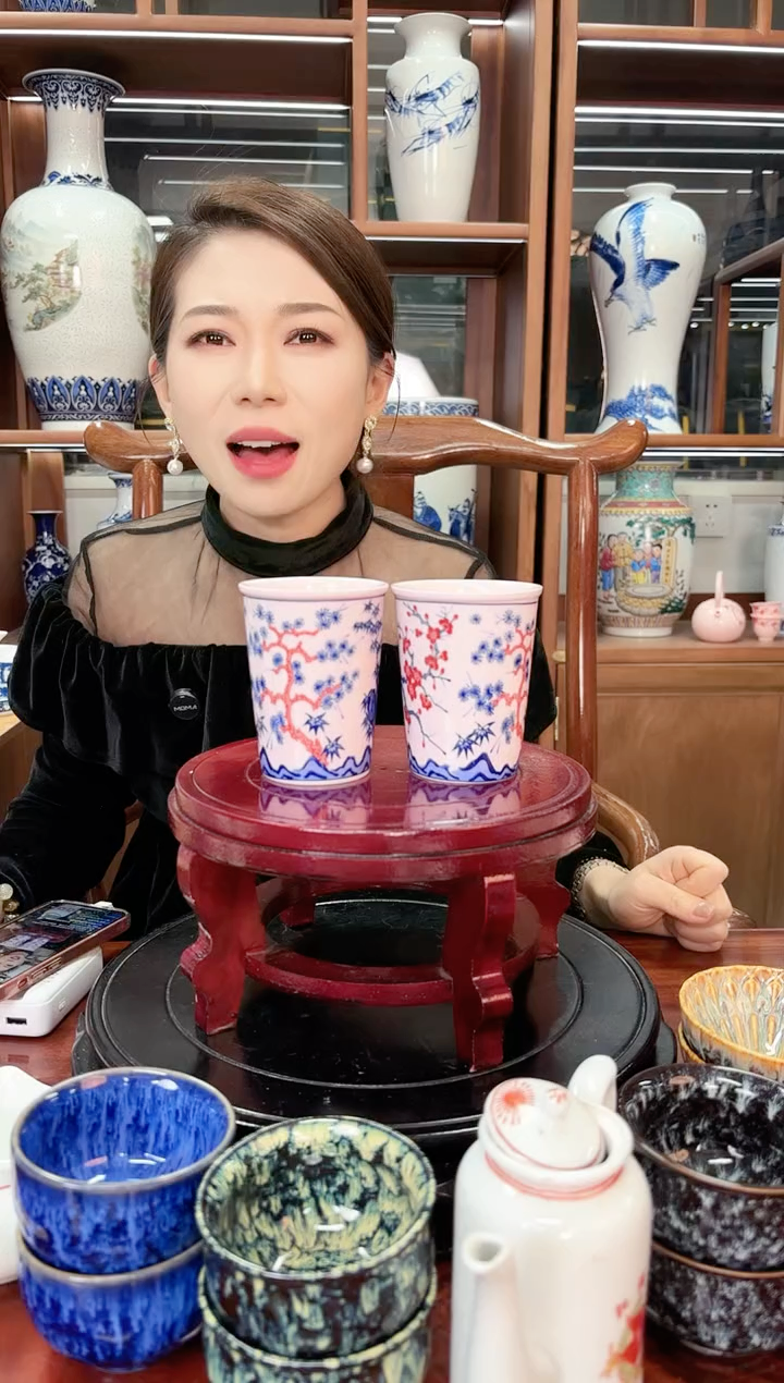 A42景德镇红稀稀岁寒三友可乐杯两只