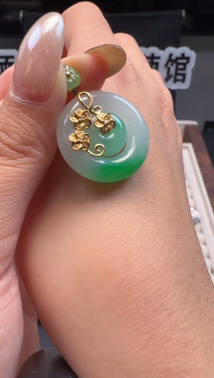 吊坠(不含链)18K金镶嵌翡翠 缅甸珠宝严选