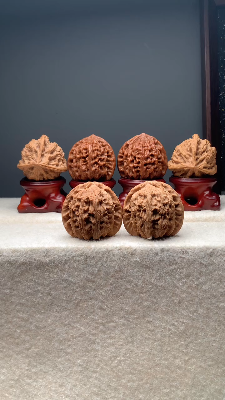 把件文玩核桃40尺山地白狮子