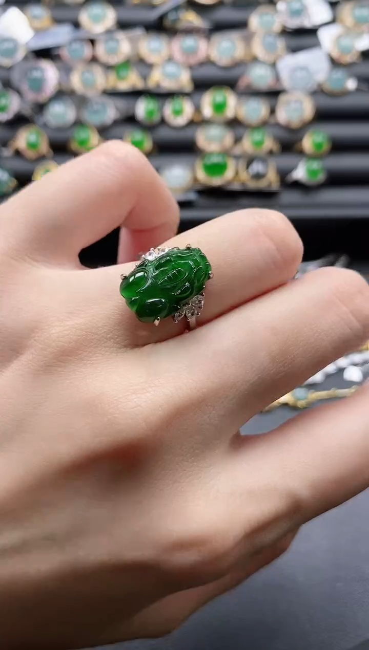 【闪购商品】翡翠戒指银S925镶嵌51511