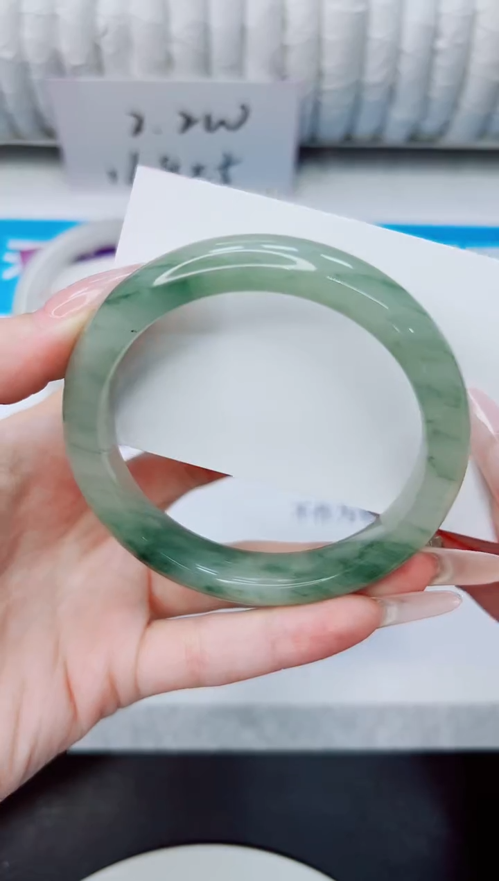 石英质玉手镯未镶嵌219/59