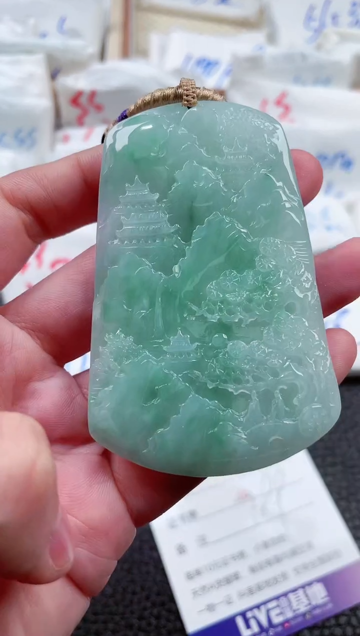 【闪购商品】翡翠颈饰未镶嵌00009320