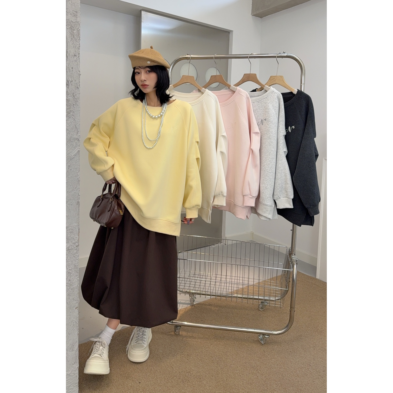 【欣晴】2026年春季新款229圆领大版手袖捏褶 双侧开叉 显瘦卫衣