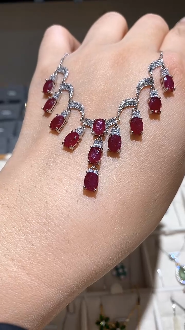 【闪购商品】红宝石颈饰银S925镶嵌项链