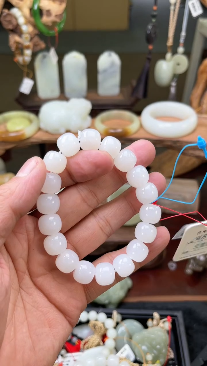 【闪购商品】和田玉手串未镶嵌卡12+天泰白玉老型特价9003308
