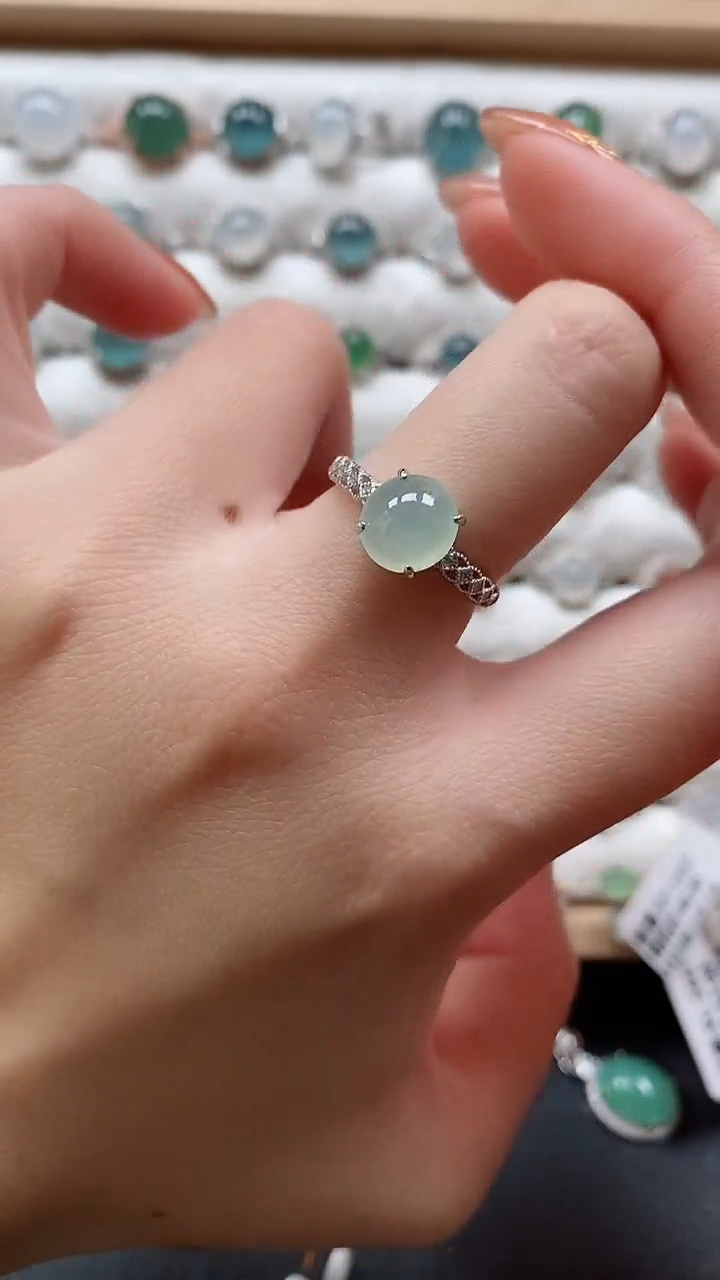 【闪购商品】翡翠戒指银S925镶嵌一物一证一礼盒