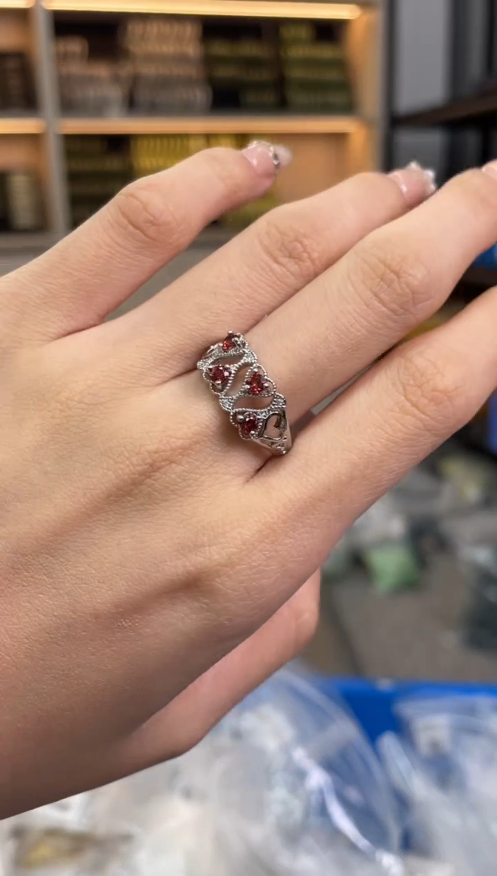 石榴石·未镶嵌多样性发一件