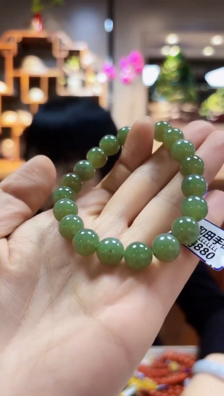 【闪购商品】和田玉颈饰未镶嵌手链