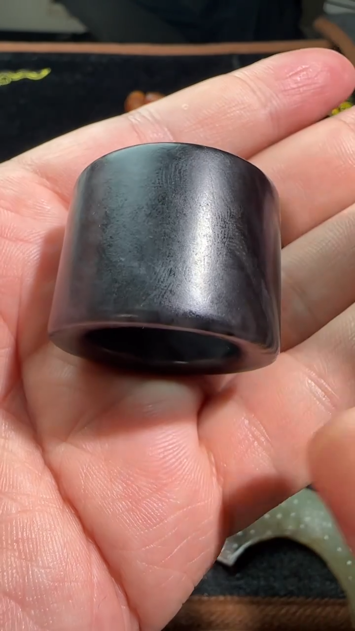 吊坠(不含链)未镶嵌和田玉扶**上扳指1