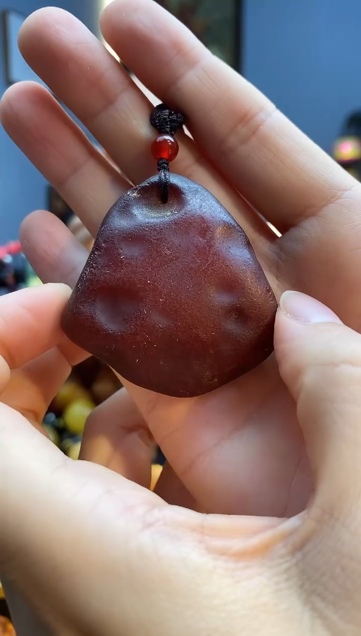 琥珀颈饰未镶嵌吊坠