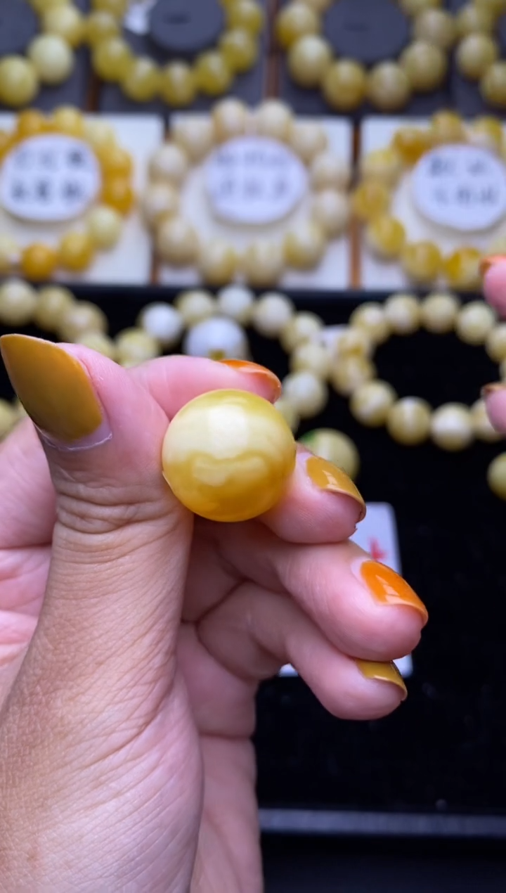 未镶嵌琥珀裸石大小姐珠宝69