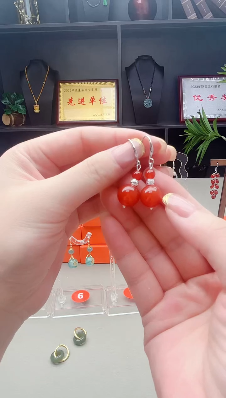 未镶嵌耳钉玛瑙/玉髓337