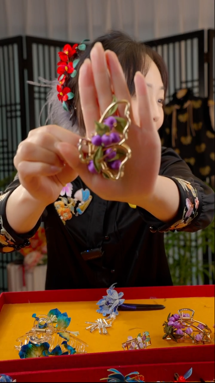 刺绣如*非遗苏绒花手工饰品