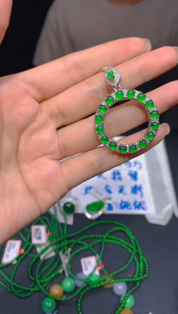 【闪购商品】定制翡翠未镶嵌164多样性发货（发其一）