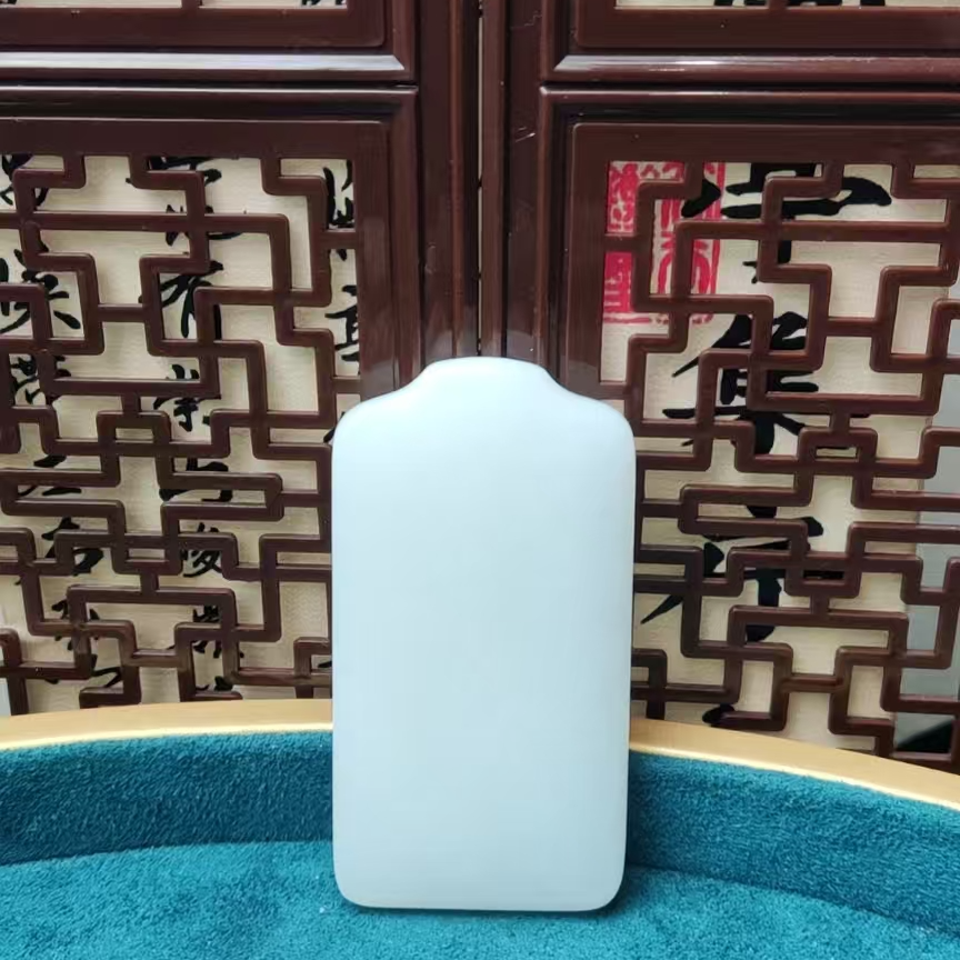 和田玉黑山料无事牌吊坠