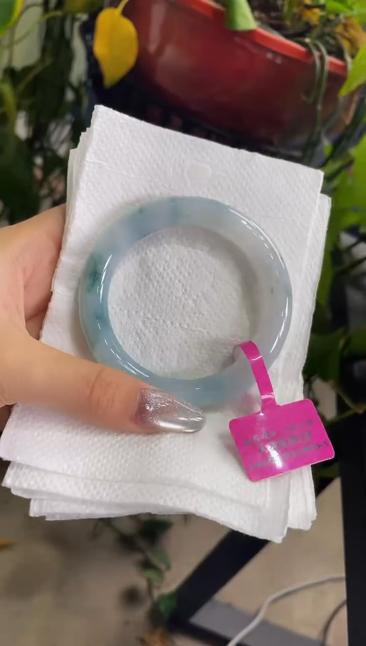 翡翠手镯未镶嵌手镯902/52.8