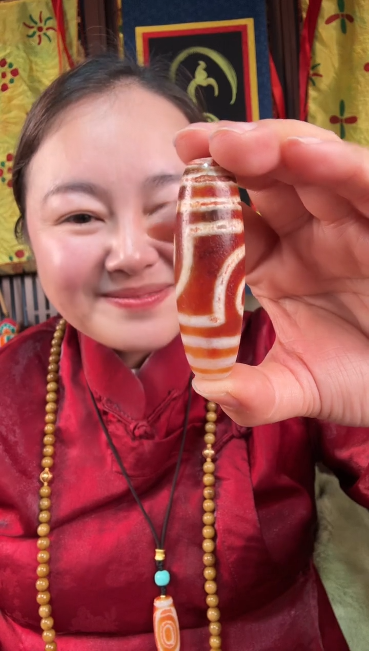 无非金属藏地红肉2眼古珠