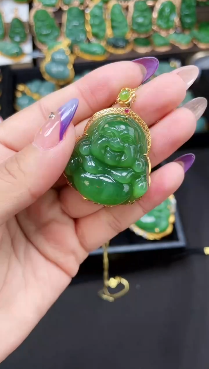【闪购商品】和田玉吊坠18K金镶嵌多样性发一