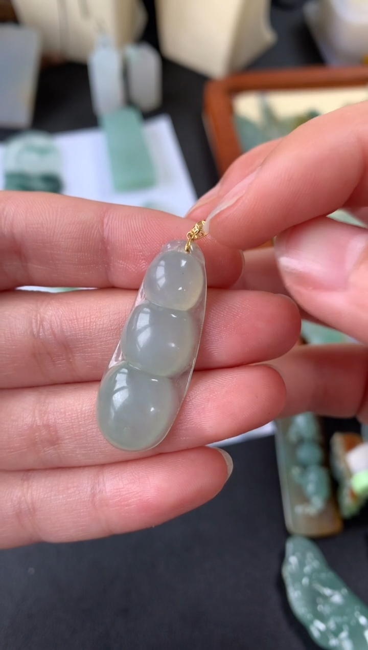 【闪购商品】定制翡翠未镶嵌翡翠