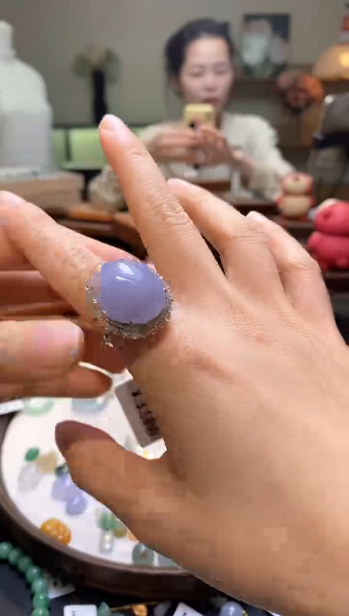 【闪购商品】翡翠18K金镶嵌戒指戒指