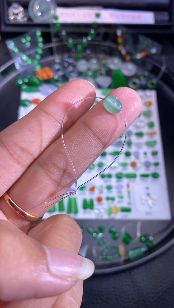 未镶嵌挂件翡翠珠子