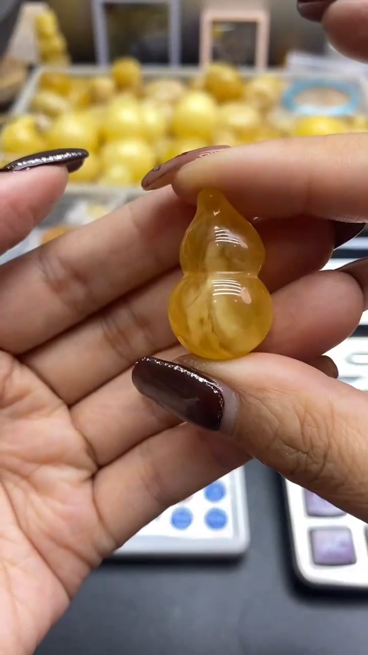 琥珀未镶嵌珠宝奇石2869