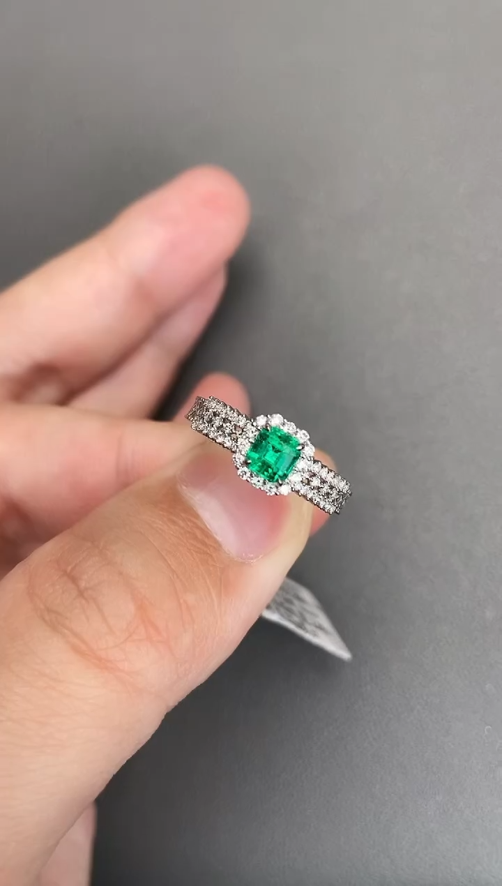 18K金镶嵌戒指祖母绿0.42ct/潘杰希尔/沃顿/vibrant/清货专场价