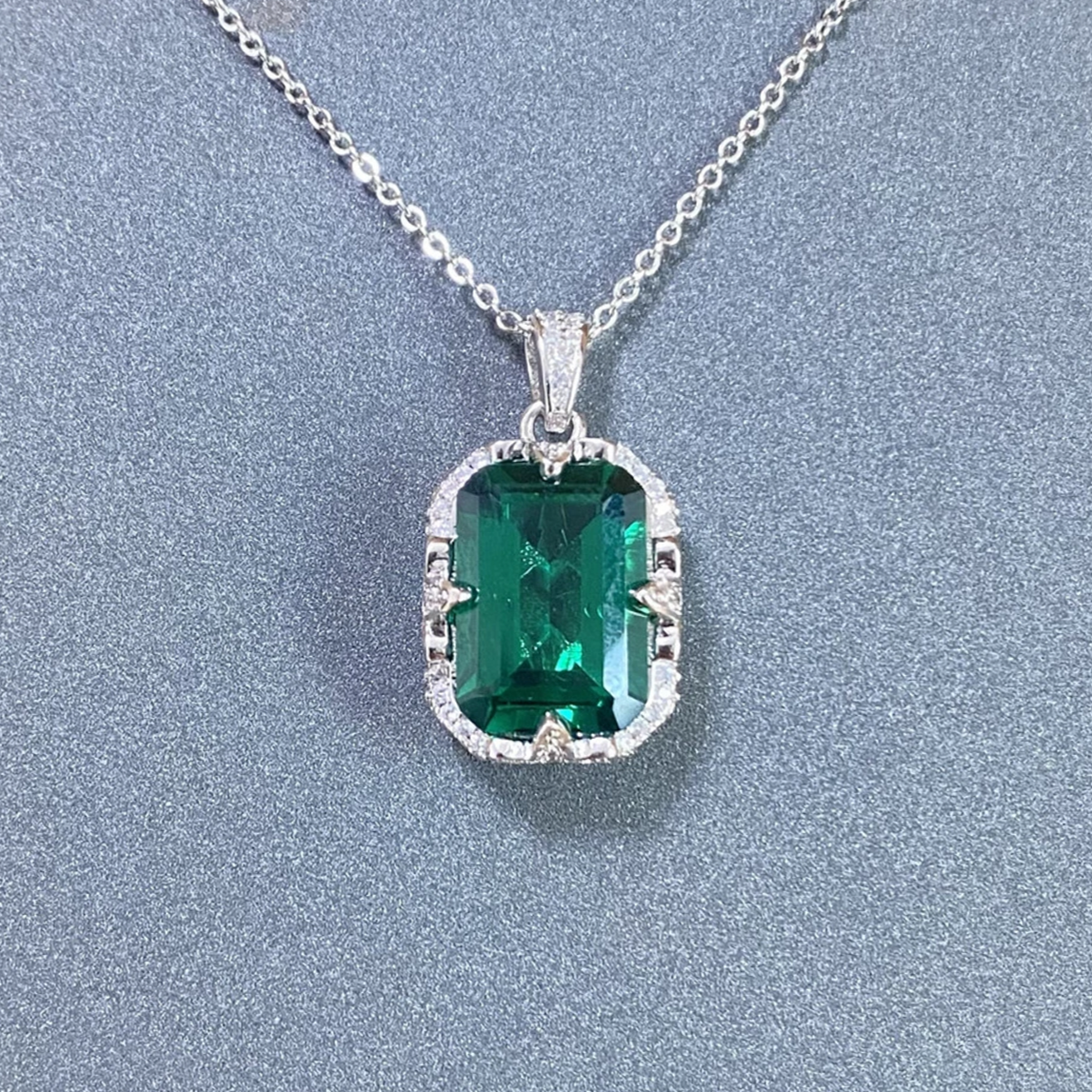 祖母绿（处理）高贵奢华吊坠项链511