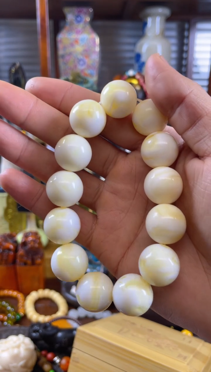 未镶嵌蜜蜡裸石刘峰直播精品推荐