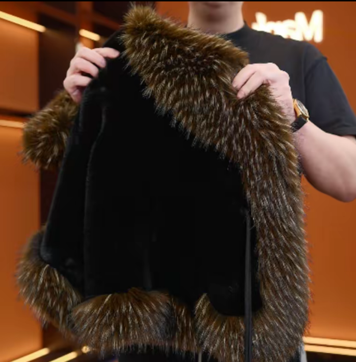 【皇冠】2026厚款V领冬季插肩袖收口袖短外套毛皮草时尚黑色气质—HG