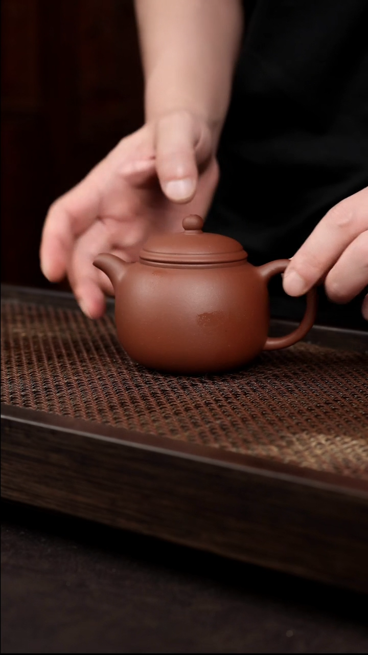 茶壶紫砂底槽清匏尊