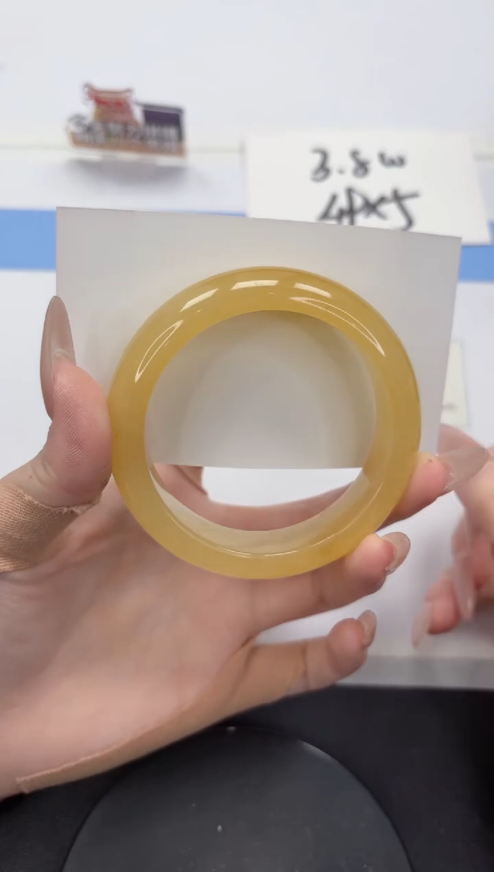 【闪购商品】石英质玉手镯未镶嵌A389-57.8