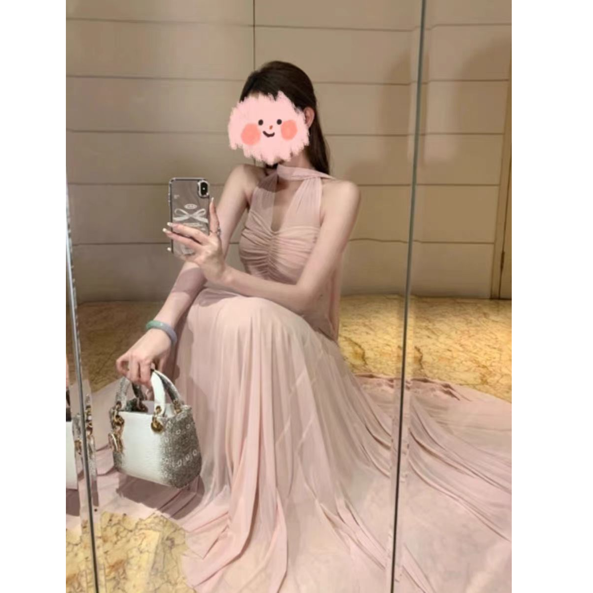 【小美】大码春季法式气质纯欲风粉色挂脖连衣裙女收腰显瘦长裙