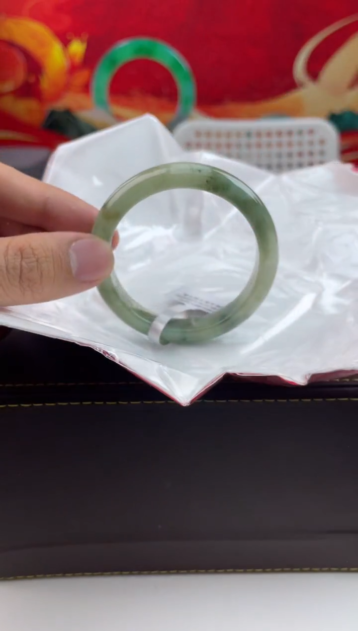 【闪购商品】翡翠手镯未镶嵌翡翠手镯（微瑕）10