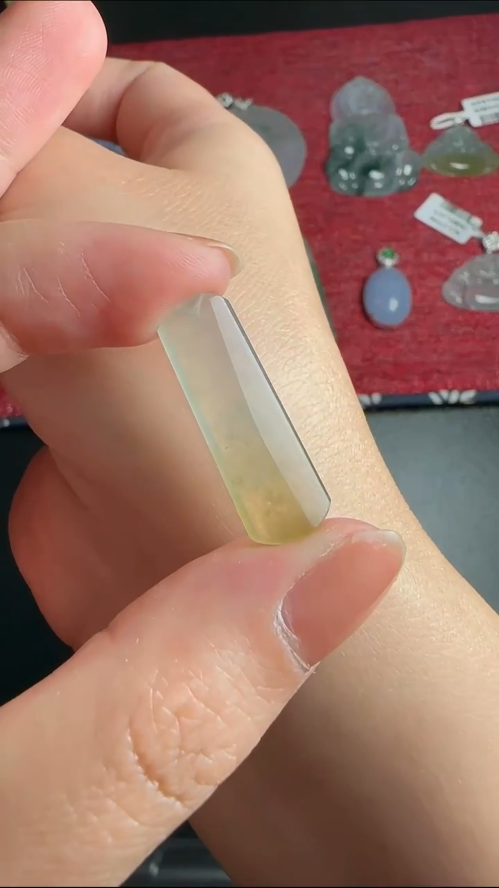 【闪购商品】翡翠颈饰未镶嵌WY0214104