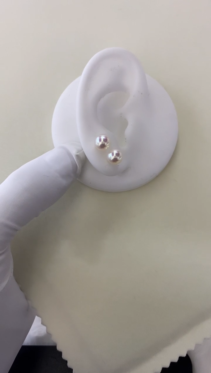 18K金镶嵌耳钉海水珍珠Akoya耳钉 7-7.5mm 18K金