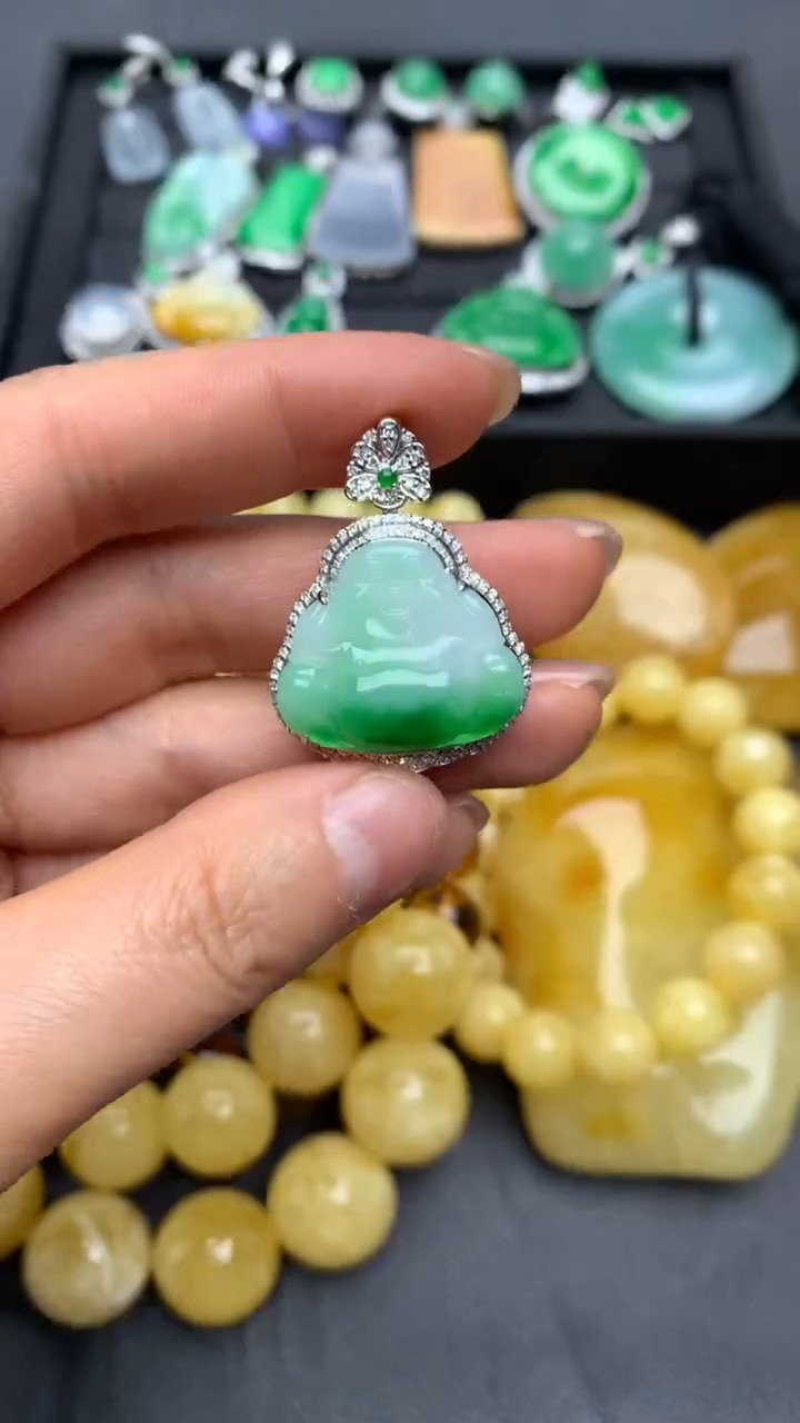 【闪购商品】翡翠颈饰18K金镶嵌佛公