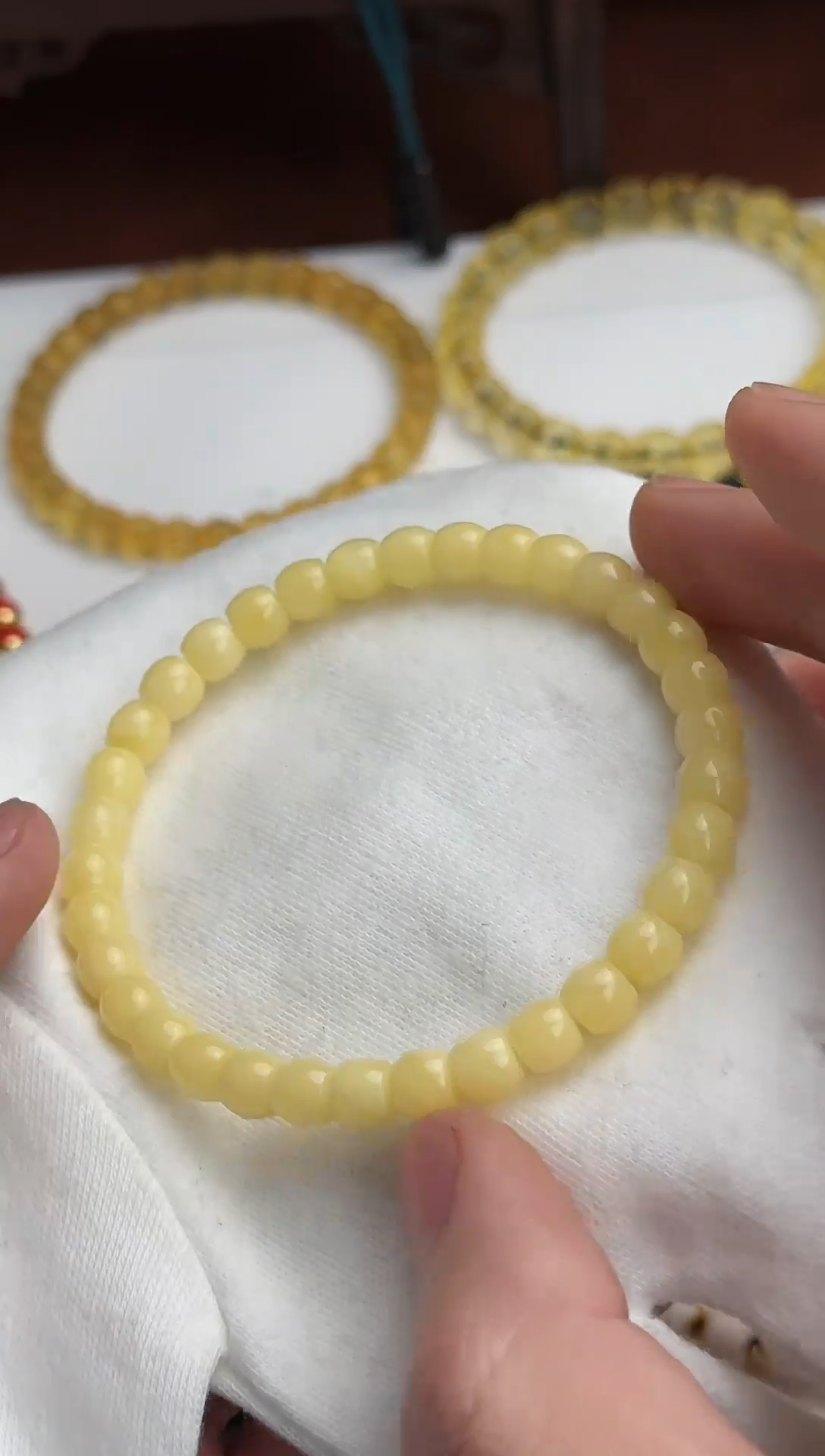 【闪购商品】蜜蜡裸石未镶嵌QM-6.0mm纯色手串