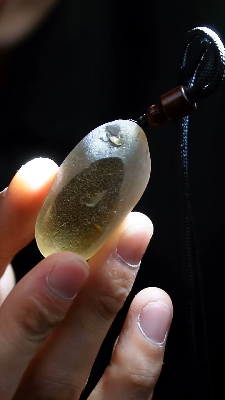 吊坠(赠链)未镶嵌水晶水晶