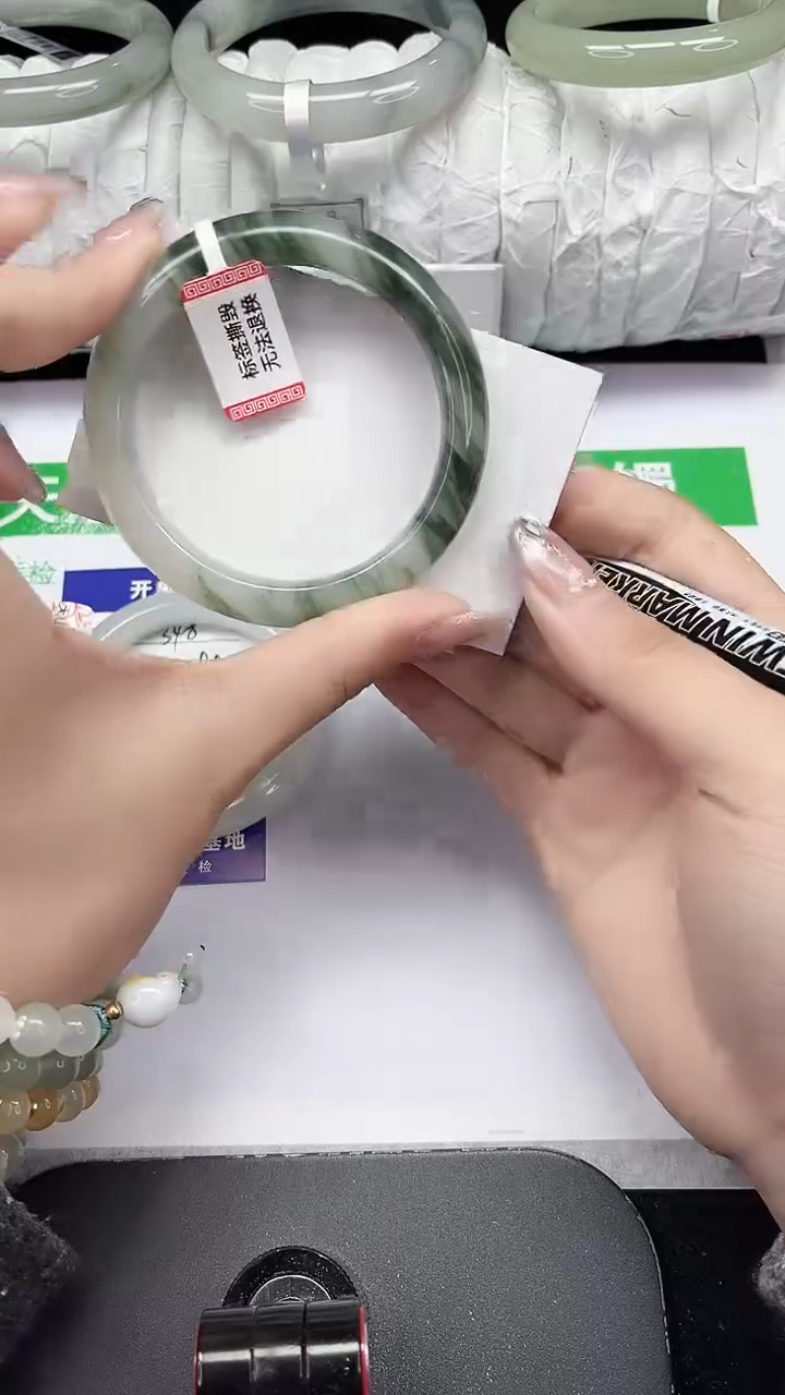 未镶嵌手镯石英质玉349-53/54