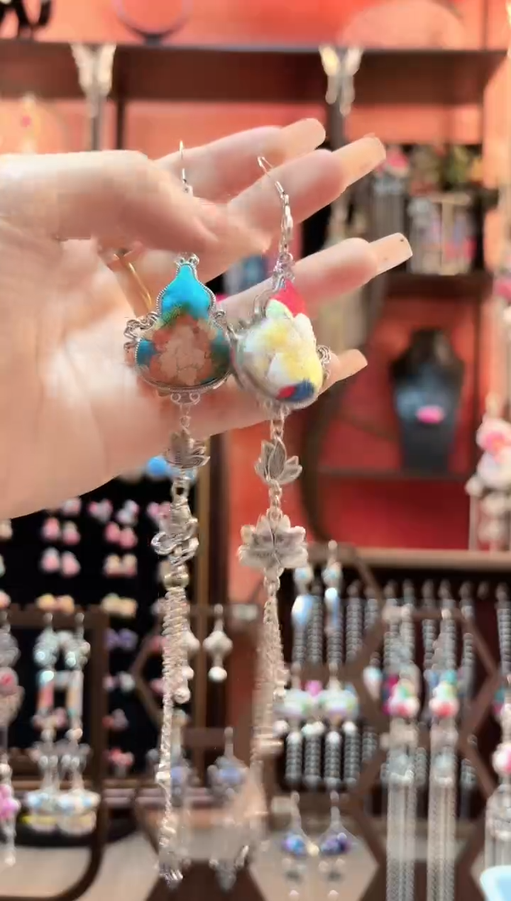 织绣云织谣民族风精美饰品440