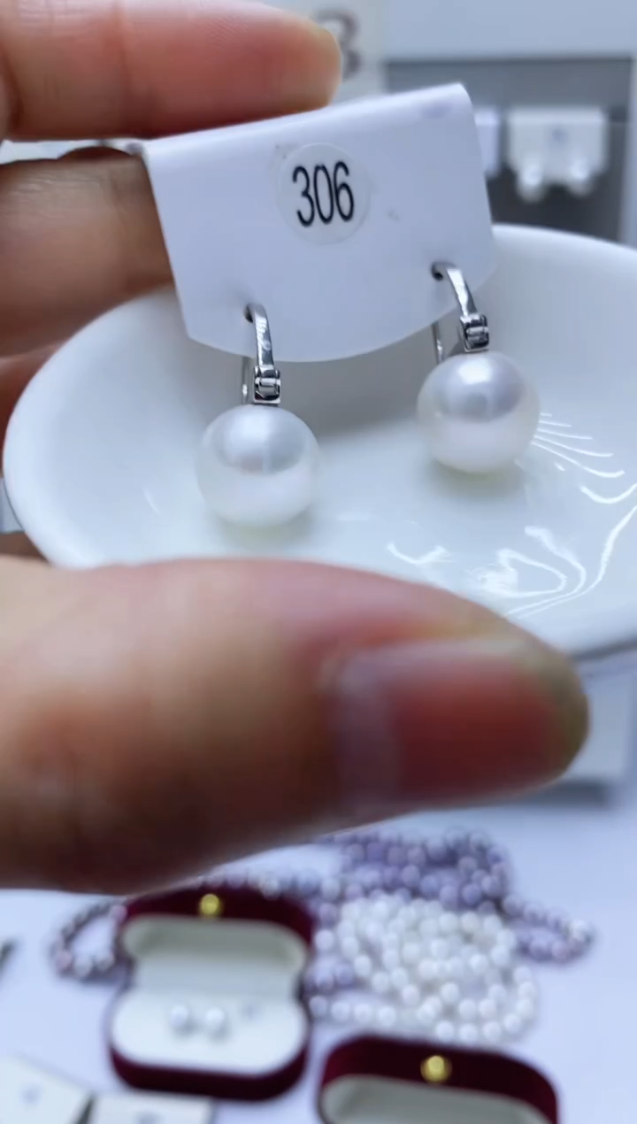 【闪购商品】淡水珍珠耳饰银S925镶嵌306