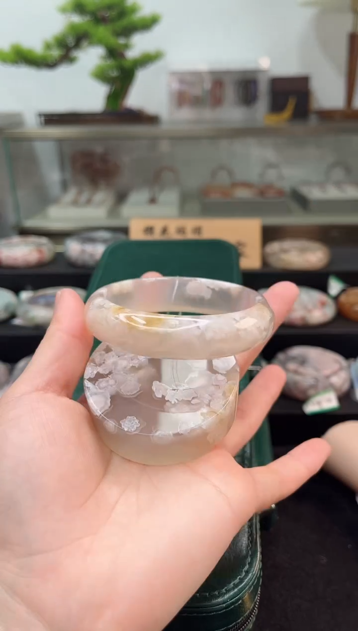 未镶嵌手镯石英质玉62圈口（赠品镯心）310258