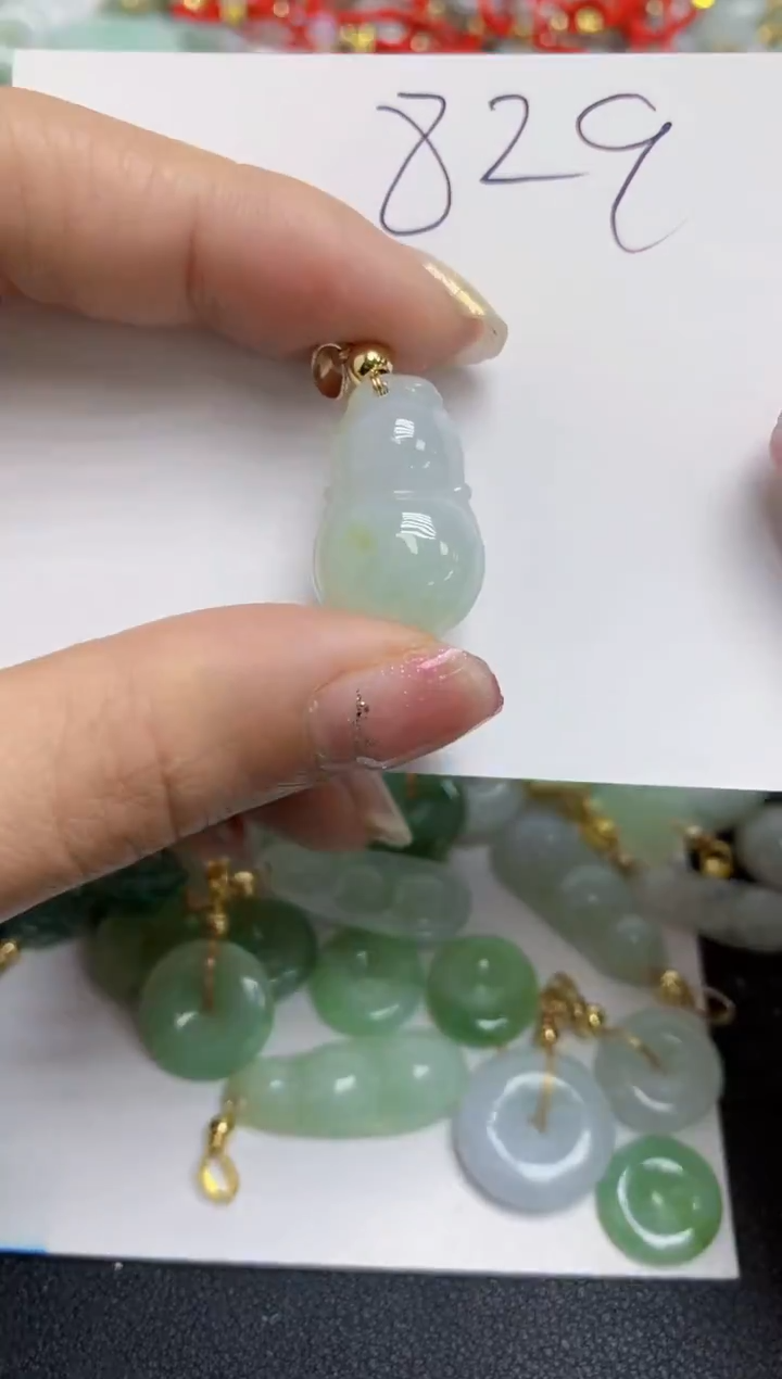 【闪购商品】翡翠颈饰合金天然翡翠A货