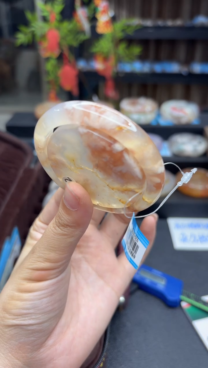 【闪购商品】石英质玉手镯未镶嵌12（52圈赠送镯心）