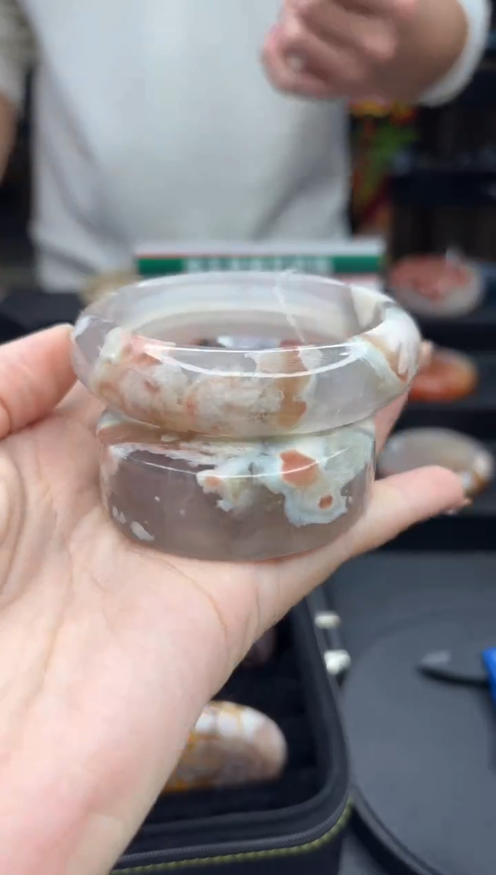 【闪购商品】石英质玉手镯未镶嵌893（60圈赠送镯心）