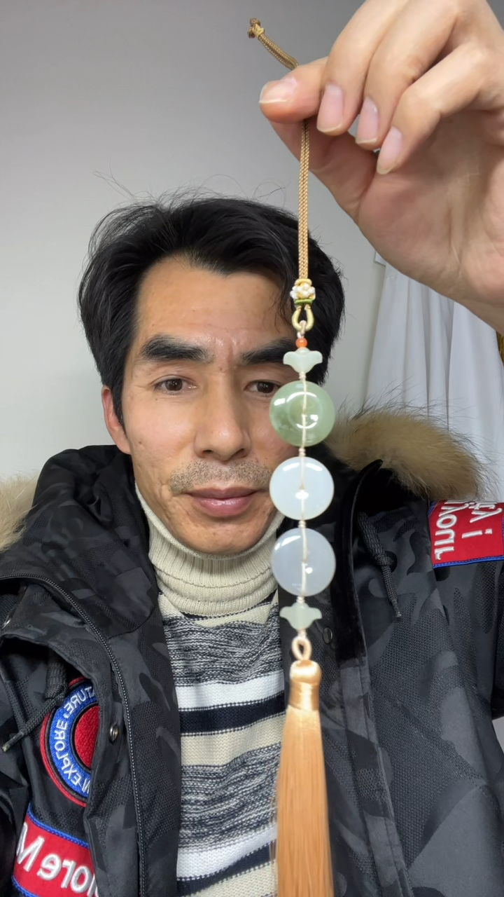 未镶嵌和田玉车挂微*君车挂