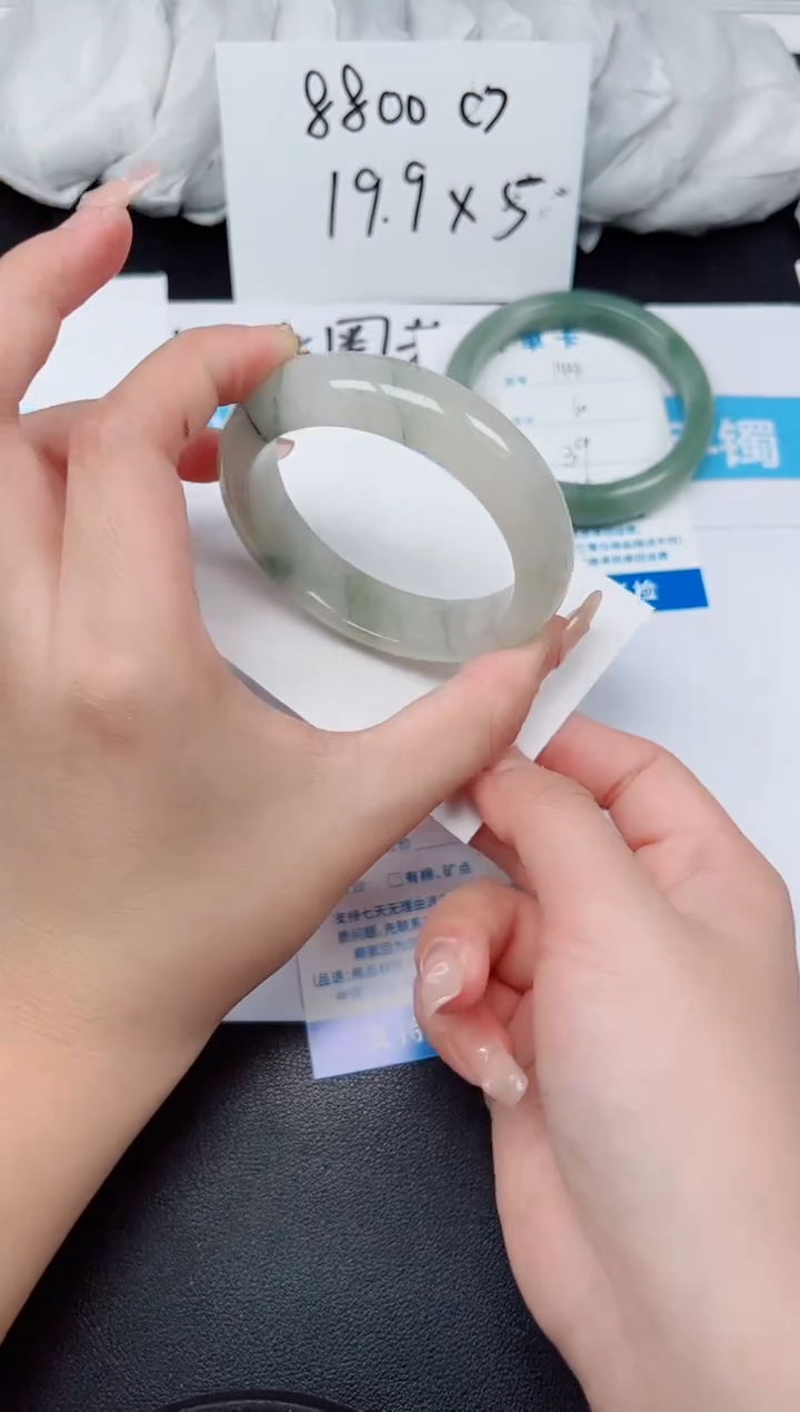 【闪购商品】石英质玉手镯未镶嵌G145-54.3